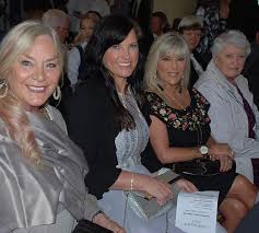 Identical to samantha fox except for the banner on the left right corner stating incl. Samantha Fox Looks Giddy As She S Asked About Sex Drive Daily Mail Online