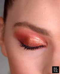 Pin By Ogur Ugur On Hair Makeup More In 2020 Gold Smokey Eye Rose Gold Eyeshadow Smokey Eye Makeup