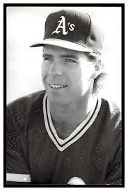 Storm Davis (1988) Oakland Athletics Vintage Baseball Postcard RD14