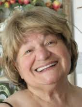 Britt Lacey's Instagram, Twitter & Facebook