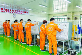 Thí sinh đạt giải từ khuyến khích trở lên trong các kỳ thi học sinh giỏi, các môn thi khoa học và kỹ thuật cấp quốc gia; Ä'Äƒng Ky Xet Tuyá»ƒn Há»c Báº¡ Thpt Vao TrÆ°á»ng Ä'h Kinh Táº¿ Ká»¹ Thuáº­t Cong Nghiá»‡p Táº­p Trung On Thi Tá»'t Nghiá»‡p Hiá»‡u Quáº£ HÆ¡n
