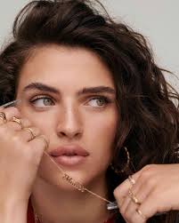 LONDON RISING ARTIST MAE MUELLER TEAMS UP WITH NEIKED & POLO G PREMIERE  MAGNETIC NEW SINGLE “BETTER DAYS”