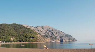 Cu nisip fin, negru, alb, aglomerata, pustie. Insula Evia Grecia Ghid Turistic Si Oferte Ieftine Vacante De 5 Stele