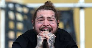 Post malone has gone through more than a couple of hair transformations over the past few years. Post Malone Shares Pictures Of His Dramatically Shorter New Haircut On Instagram Vt