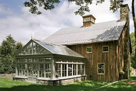 The conversion of barns involves the conversion of old farming barns to structures of commercial or residential use. Beautiful American Barns That Have Been Turned Into Dream Homes Loveproperty Com