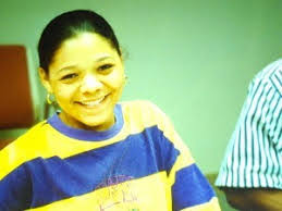 Lisa Chenevert's Instagram, Twitter & Facebook