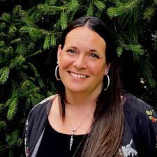 Heather Stenger's Instagram, Twitter & Facebook