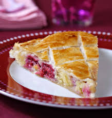 Galette Des Rois A La Frangipane Et Aux Framboises Recette Galette Des Rois Frangipane Recettes De Cuisine Galette Des Rois
