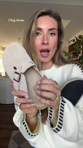 These trending clog shoes are so affordable and excellent quality and the  perfect fall back to school shoe!! #clogshoes #clogs #fallshoes  #tiktokshopbacktoschool @EVELLYHOOTD US