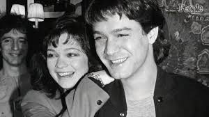 How Valerie Bertinelli Said Goodbye to "Soulmate" Eddie Van Halen Before He  Died: "No Greater Love"