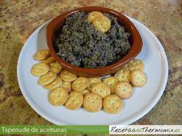El Tapenade De Aceitunas Es Una Pasta Cuyos Principales Ingredientes Son Las Aceitunas Y Las Alcaparras Y Es Tipico De Tapenade De Aceitunas Aceitunas Tapenade