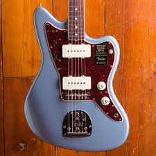 That's the only way to know if you like what a jazzmaster is. American Original 1960s Fender Max Guitar Max Guitar