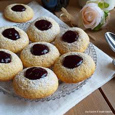 Vediamo subito insieme come realizzarla! Biscotto Gemma Morbido Con Marmellata Cucinare E Come Amare