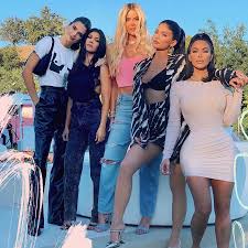 All the kardashian and jenner sisters' names begin with the letter k. mom of all five girls, kris jenner, seemingly started that trend, and while she has never specifically given a reason for this, we've got to think it has something to do with her name and her late husband robert kardashian's last. Kardashian Family Tree Who S Who In The Kardashians Jenners Glamour Uk