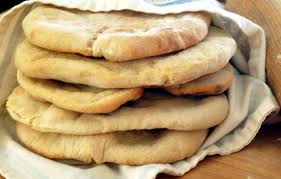 Cosa mangiare quando si è a dieta. Pane Arabo Con La Feta Grigliata Mangiare Bene