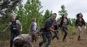 More images for aaron the walking dead arm » The Walking Dead Das Passiert In Der Folge Die Brucke Review Fernsehserien De