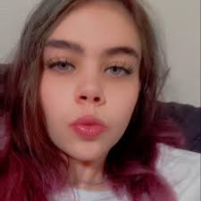 Tiffany Clawson's Instagram, Twitter & Facebook