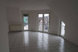 Günstig wohnen besonders für studenten ist die immobiliensuche in euskirchen eine herausforderung, muss die wohnung doch günstig und gleichzeitig. Archiv 2 Zimmer Wohnungen Zu Vermieten Kalkstrasse Euskirchen Mapio Net