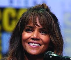 Beenie Man Takes New Girlfriend Camille Lee To Meet His Late Mother