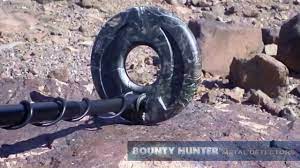 Who should use the gold digger metal detector? Bounty Hunter Commando Metal Detector How To Operate And Instructional Video Youtube