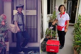 Memory Makers Singapore S First Yakult Lady Yakult provides a source of probiotics in your diet. singapore s first yakult lady