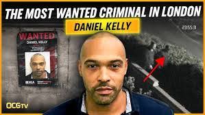 Daniel Roff's Instagram, Twitter & Facebook