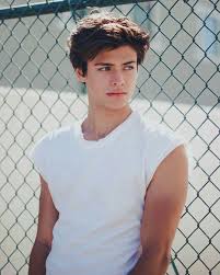 4) diteruskan dengan penampakan foto cowok ganteng yang paling ganteng di kota semarang. Pin On Important