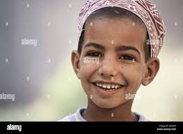 Oman, Hajjar Mountains, Wadi Bani Awf, local children Stock Photo
