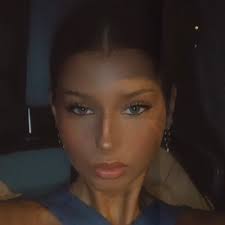 kaylee marsh (@kayleemarsh10)