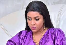 Pourkoi une femme divorcé avec 2 ou 3 enfant ne peu pa épousé un homme ki  nè jamé marié ?