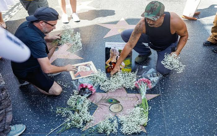America Mourns Dolly Parton as Leaders and Entertainment Icons Pay Tribute