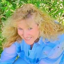 Jean Hensey (@Jeans_Gems)