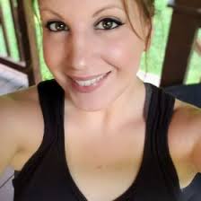 Sara Rhoades (RhoadesQueen)