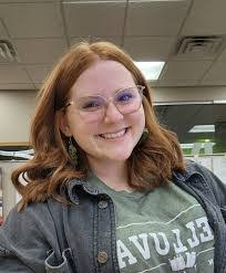 Stacey Damico's Instagram, Twitter & Facebook