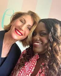 Jessica Banks's Instagram, Twitter & Facebook