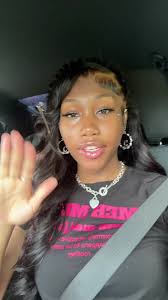 Transform Your Look with Kia the Stylist