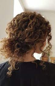 24 Wedding Hairstyles For Naturally Curly Hair Curly Hair Styles Naturally Curly Wedding Hair Hair Styles