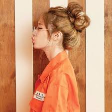 30 Gorgeous Messy Buns You Only Wish You Could Pull Off Gaya Rambut Warna Rambut Gadis Ulzzang
