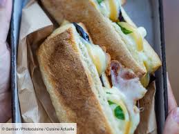 Panini D Aubergine Frite Et Scamorza Recettes Recette En 2020 Recette Recettes De Cuisine Aubergines Frites