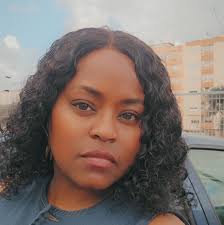 Bom dia, como posso fazer a mousse de chocolate sem ficar liquida. Já fiz 3  vezes e sai liquida