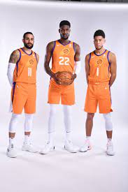 Deandre ayton is a bahamian basketball player for the phoenix suns, where he was selected with the first overall pick in the 2018 nba draft on 21 june. Deandre Ayton On Twitter Yr 2