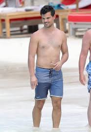 T. Lautner Body