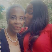 Myra Dunbar's Instagram, Twitter & Facebook