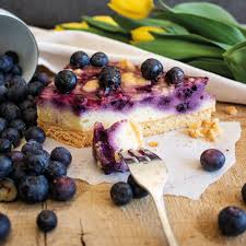 Probiert ihn unbedingt mal aus :d meine instagram food seite. Geiping Backerei Cafe Einfach Mal Blau Machen Konnt Ihr Mit Unserem Neuen Sweetheart Aus Der Backstube Den Sussen Beeren In Unserem Blaubeer Schmand Kuchen Kann Man Einfach Nicht Widerstehen Liebevoll Gebettet Auf Unsere