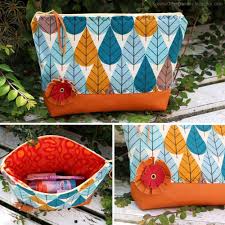 Bei uns findest du viele ideen und anleitungen für außergewöhnliche taschen. Kreativ Oder Primitiv Grosse Kosmetiktaschenliebe Taschen Anleitungen Kosmetiktasche Tutorial Schnittmuster Anfanger