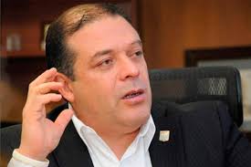 Voto-finish' definirá fusión de UNE y Millicom