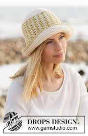 Born from the magic of wool. Beach Friend Drops 209 9 Free Knitting Patterns By Drops Design