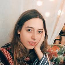 Caroline Rutherford's Instagram, Twitter & Facebook