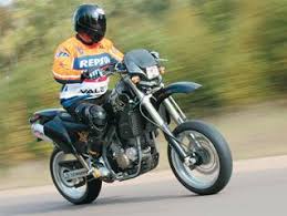 Особенности мотоцикла Highland 950 V2 Super Motard 2008