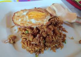 Salah satu nasi goreng paling populer di indonesia adalah nasi goreng dengan telur. Cara Gampang Menyiapkan Nasi Goreng Telur Yang Bisa Manjain Lidah Life Style News